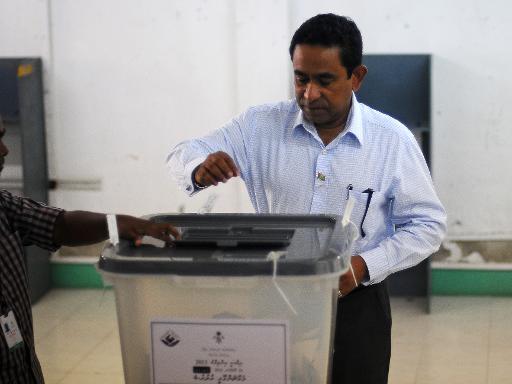 Maldives: Abdulla Yameen remporte la présidentielle en battant le favori